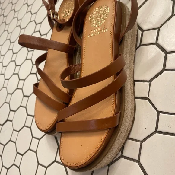 Vince Camuto platform wedges ankle wrap - Picture 8 of 9